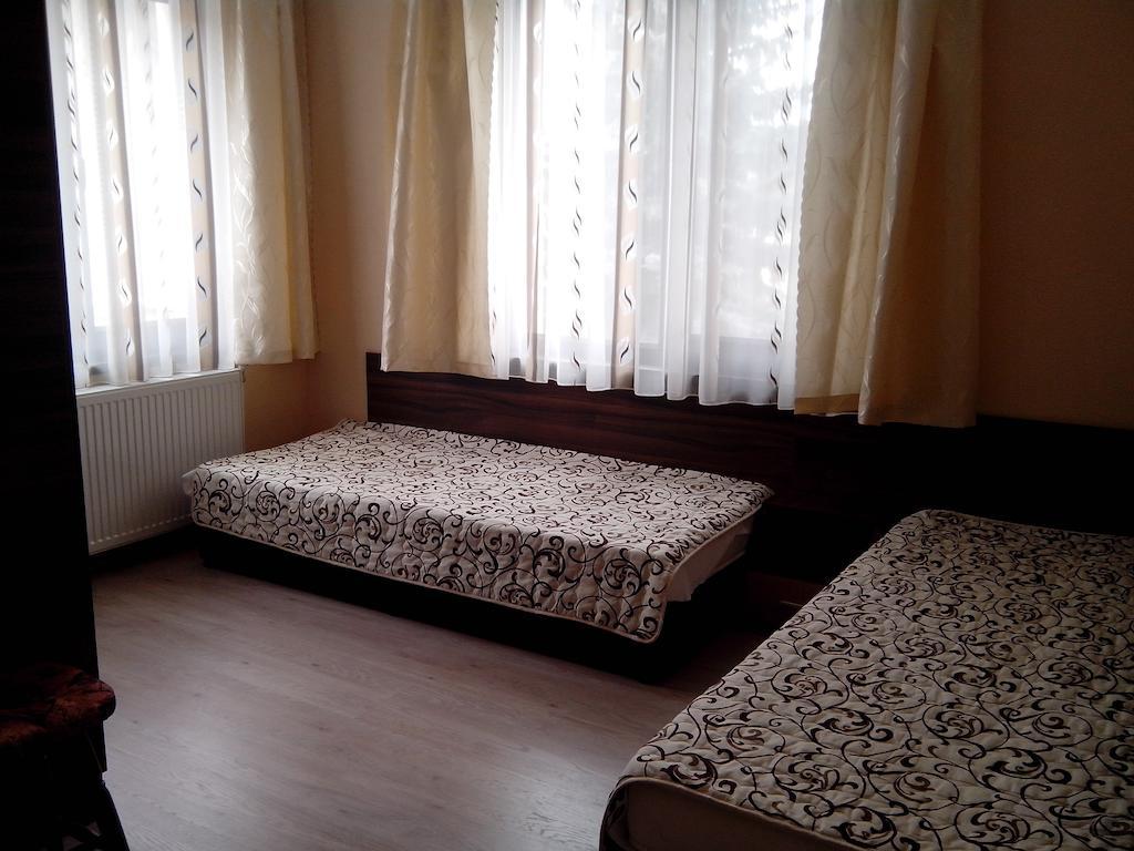 Advel Guest Hous Hotell Madzhare Rom bilde