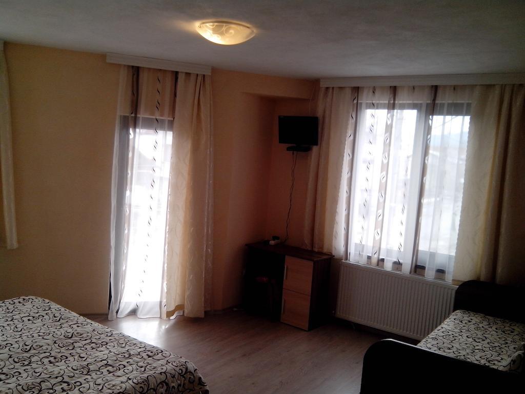 Advel Guest Hous Hotell Madzhare Rom bilde